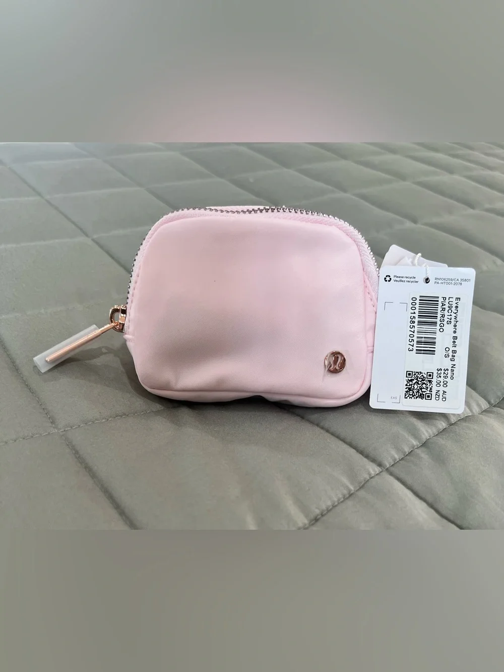 Lululemon Everywhere Belt Bag Nano in Blissful Pink/Gold